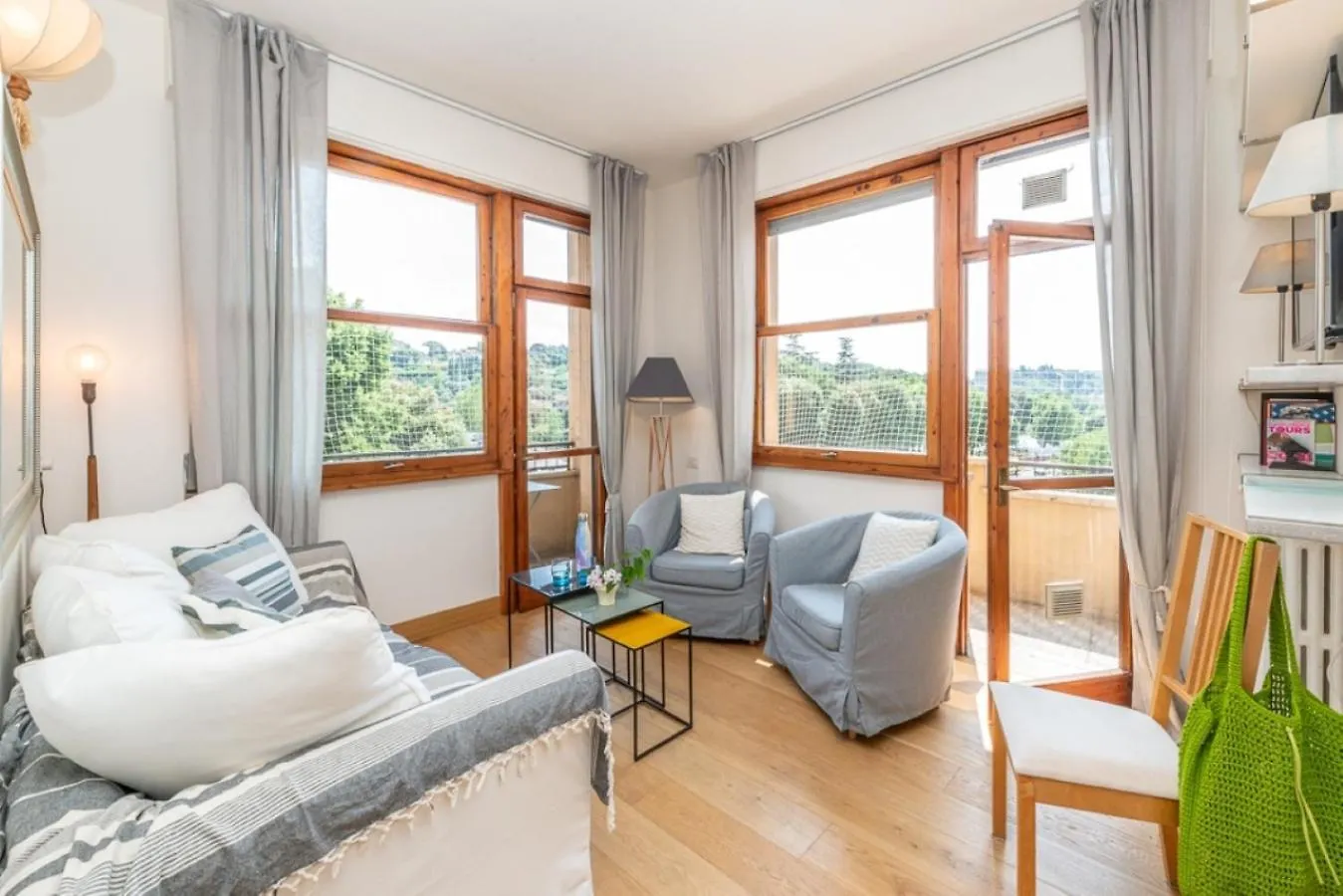 Apartment Lungarno Del Tempio River View By 360Rentals Florence