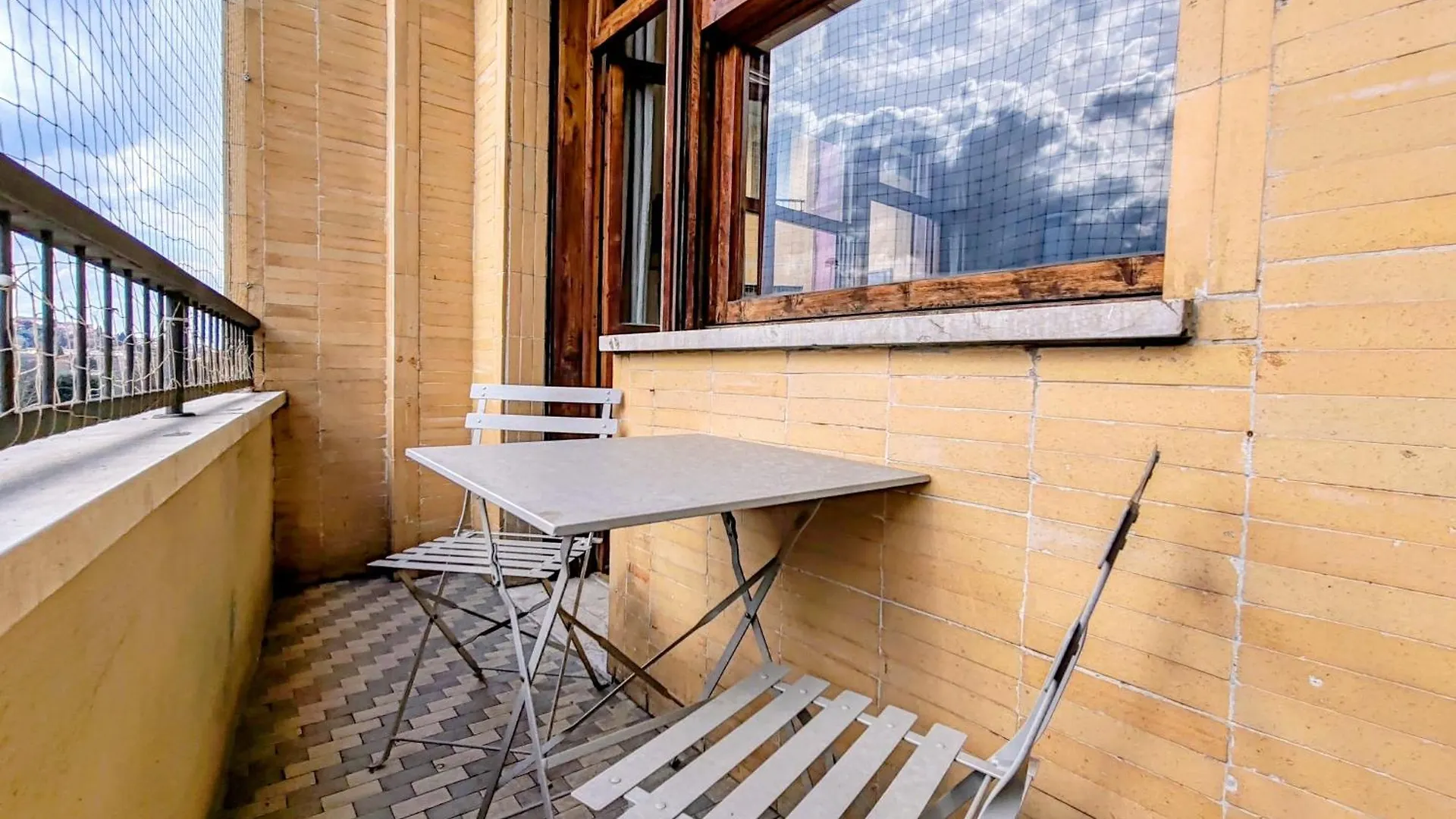 Apartment Lungarno Del Tempio River View By 360Rentals Florence Italy